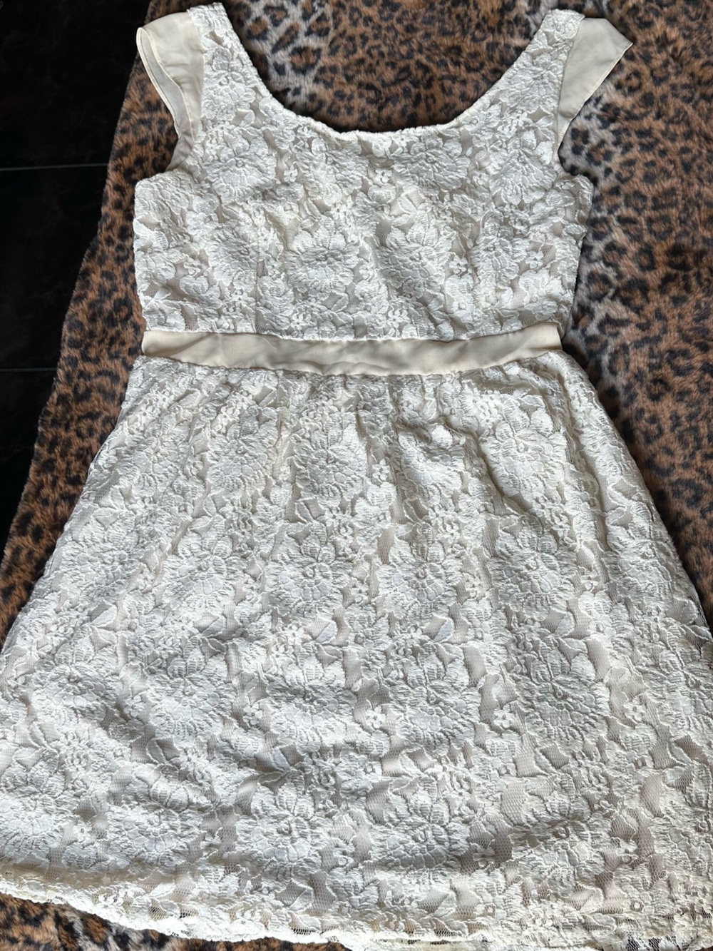 American Eagle Outfitters sleeveless lace open back dress